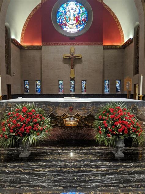 National Shrine of the Sacred Heart of Jesus Mass .